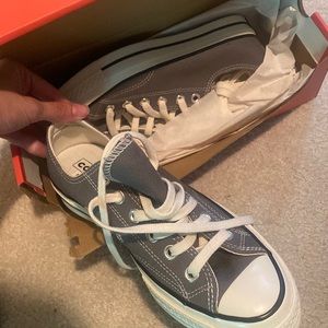 BRAND NEW Converse Low Top Sneakers Unisex